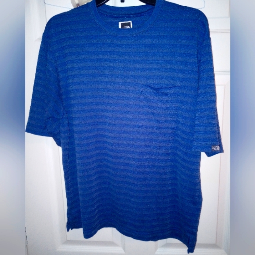 The North Face heavyweight boxed tea blue size medium